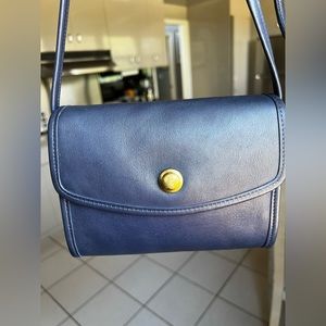 Vintage Coach Pre-94 Chrystie Crossbody # 9892 in Navy/Brass!